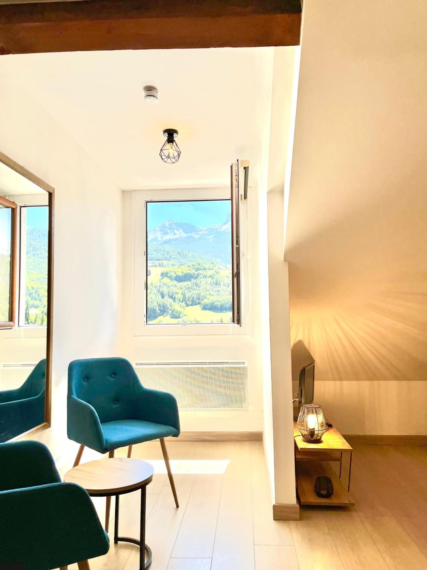 Le Bellevue Apartment บาร์เซอลอนเน็ต ภายนอก รูปภาพ
