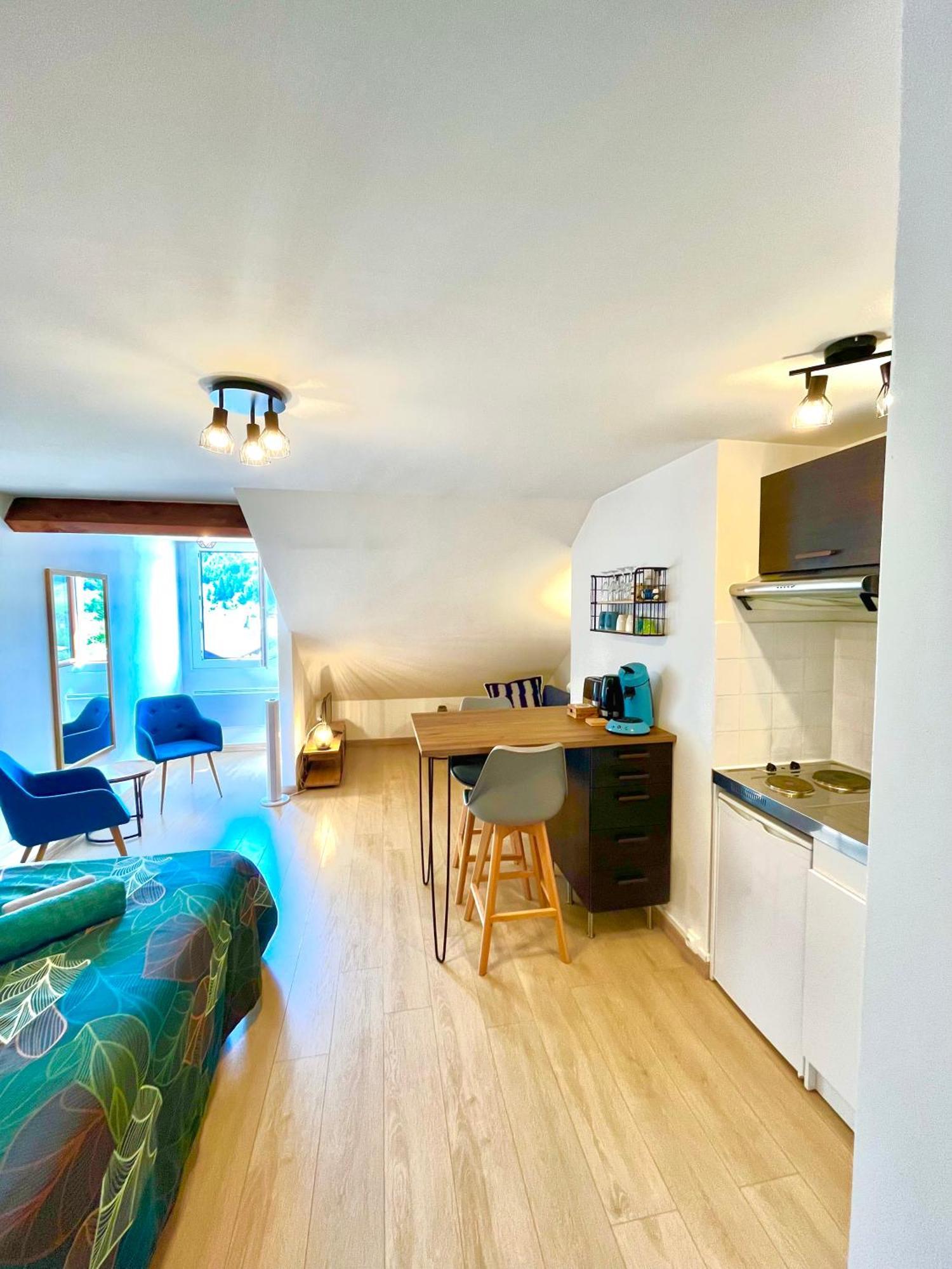 Le Bellevue Apartment บาร์เซอลอนเน็ต ภายนอก รูปภาพ